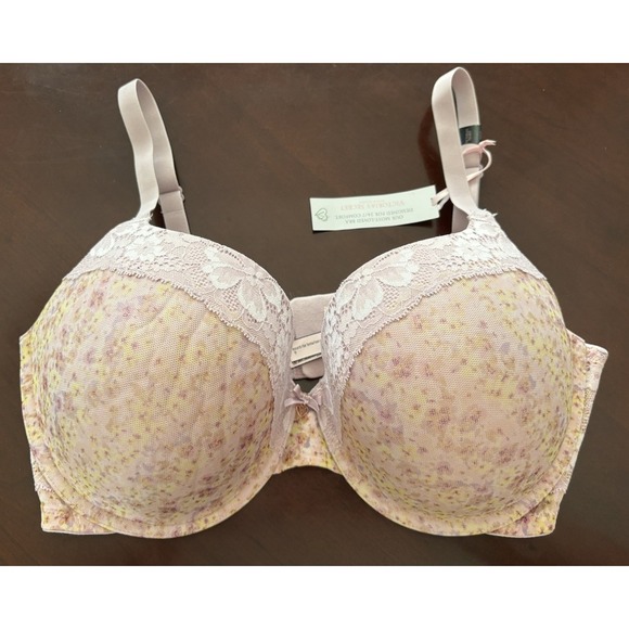 2- NWT Victoria's Secret 38DDD Body by Victoria Padded Push Up Bras - Picture 2 of 14